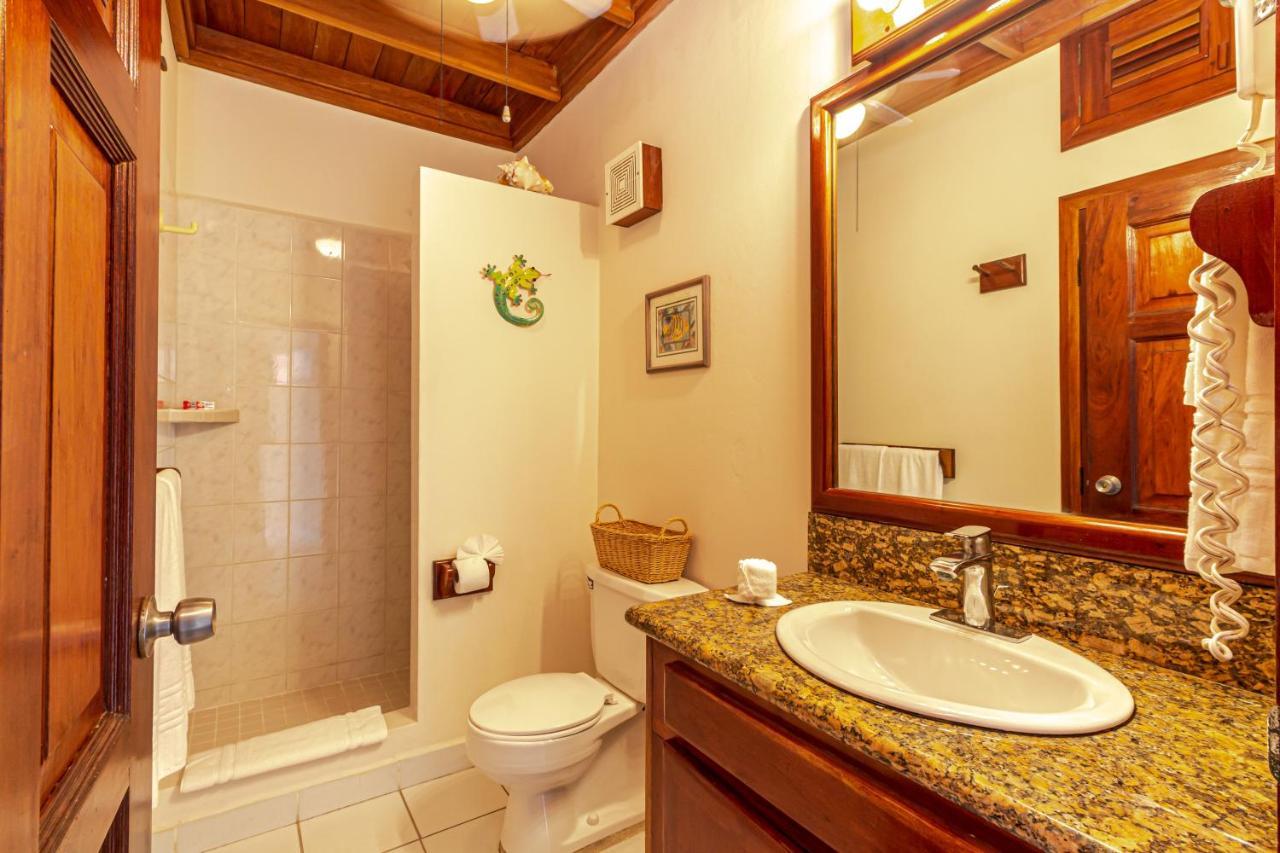 Coral Bay Villas San Pedro  Εξωτερικό φωτογραφία