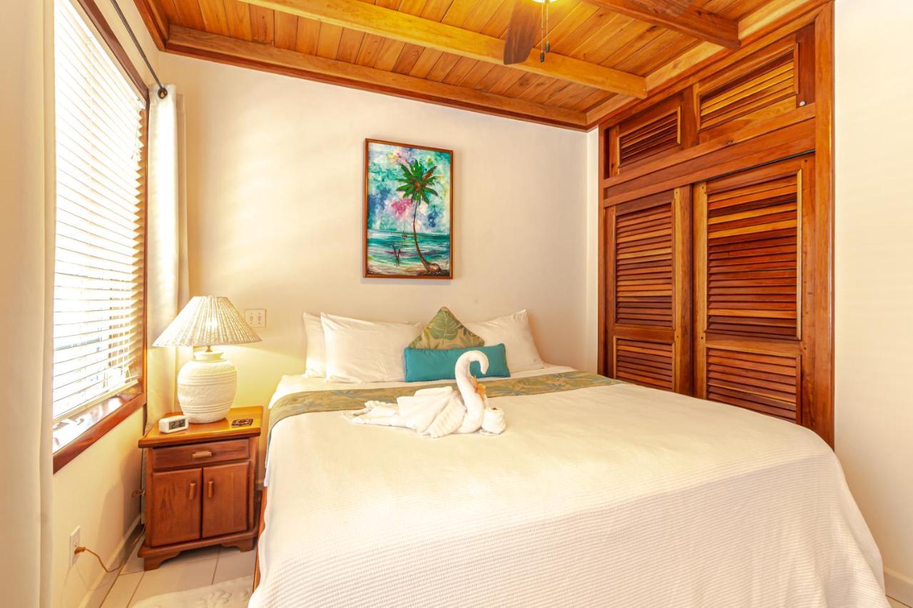 Coral Bay Villas San Pedro  Εξωτερικό φωτογραφία