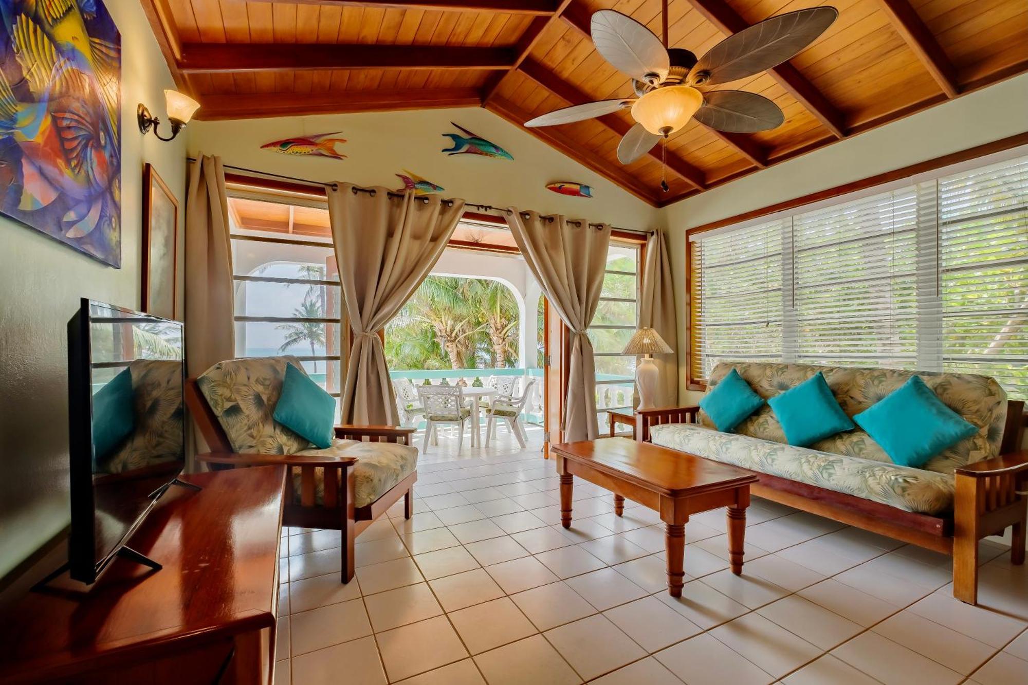 Coral Bay Villas San Pedro  Εξωτερικό φωτογραφία