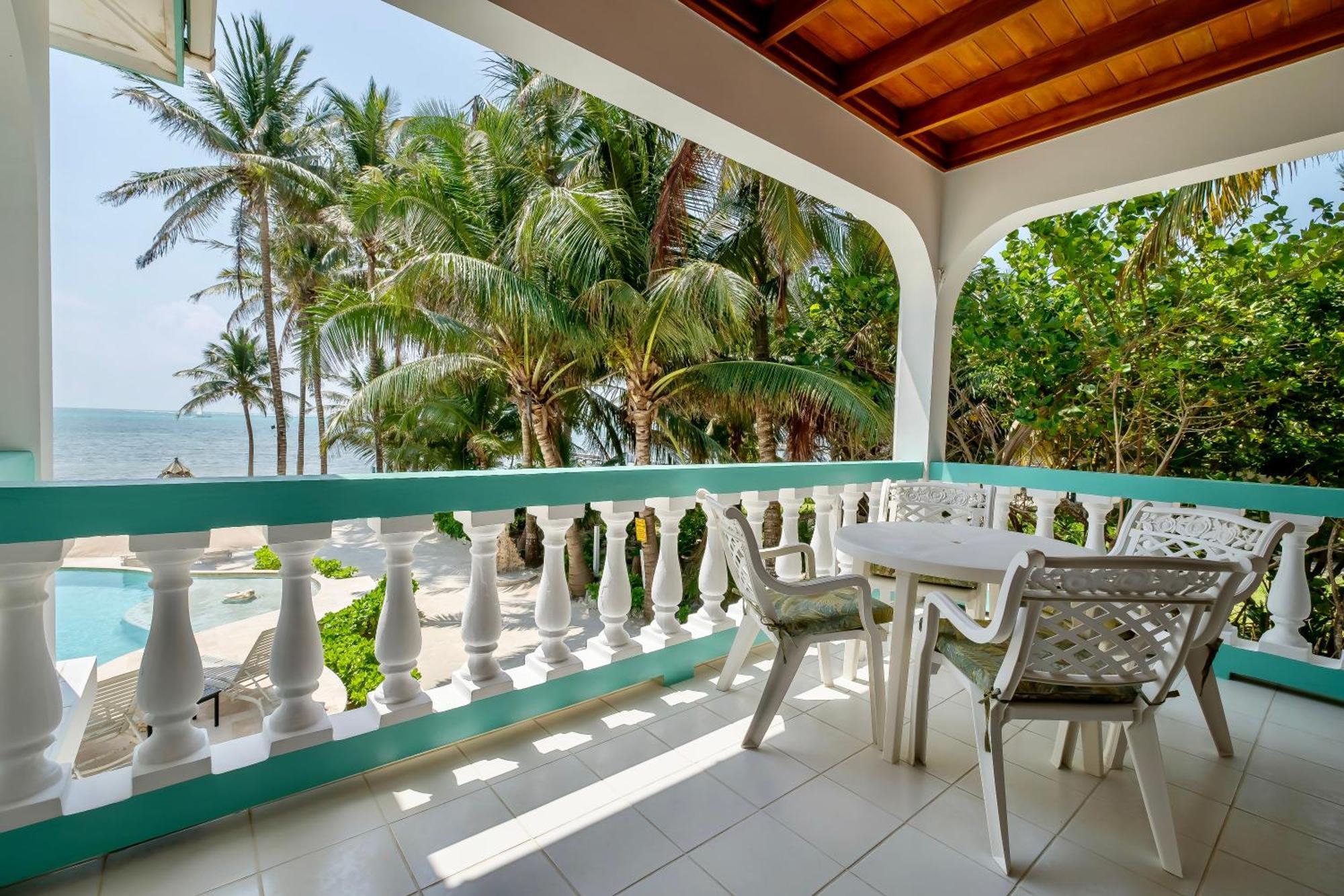 Coral Bay Villas San Pedro  Εξωτερικό φωτογραφία